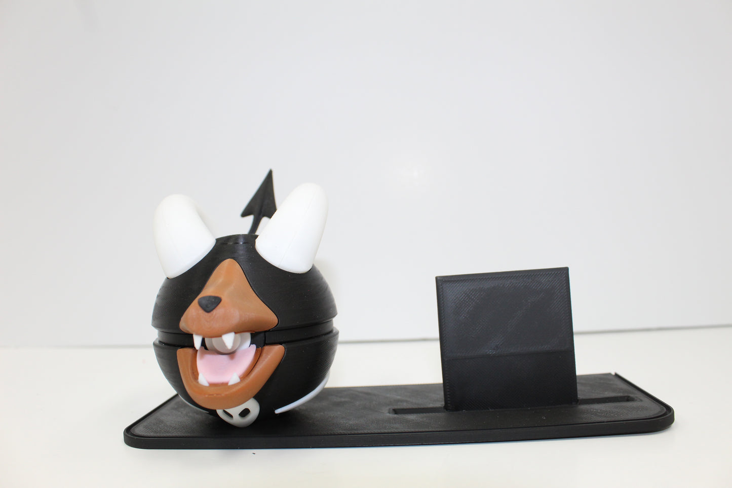 Houndour & Houndoom Pokéball Display Collection