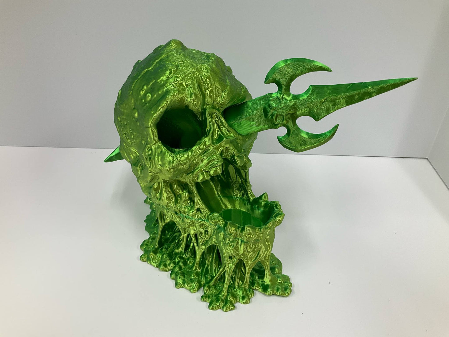 Blind Decadence Dice Tower 🎲💀 – Roll Into the Abyss