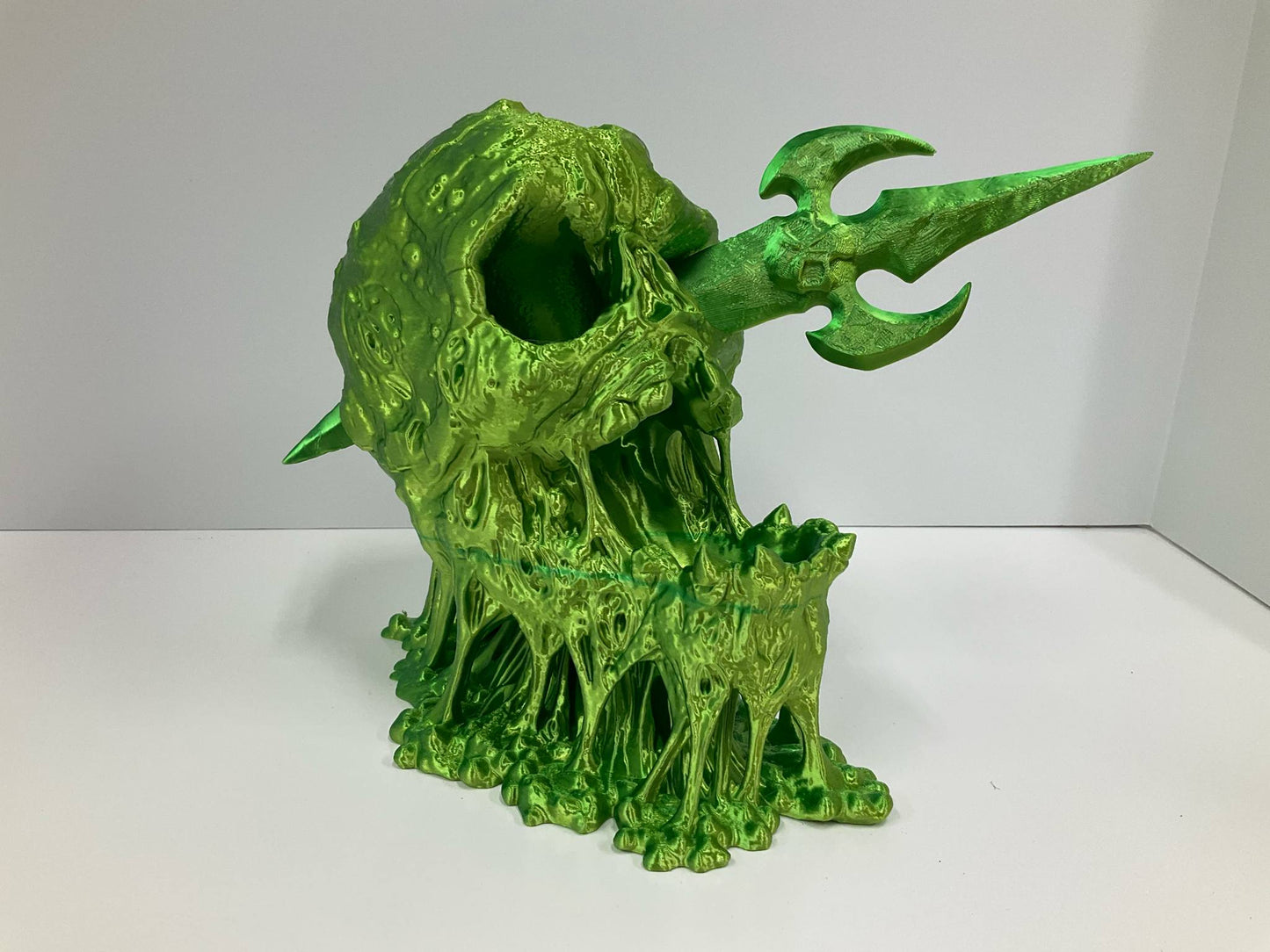 Blind Decadence Dice Tower 🎲💀 – Roll Into the Abyss