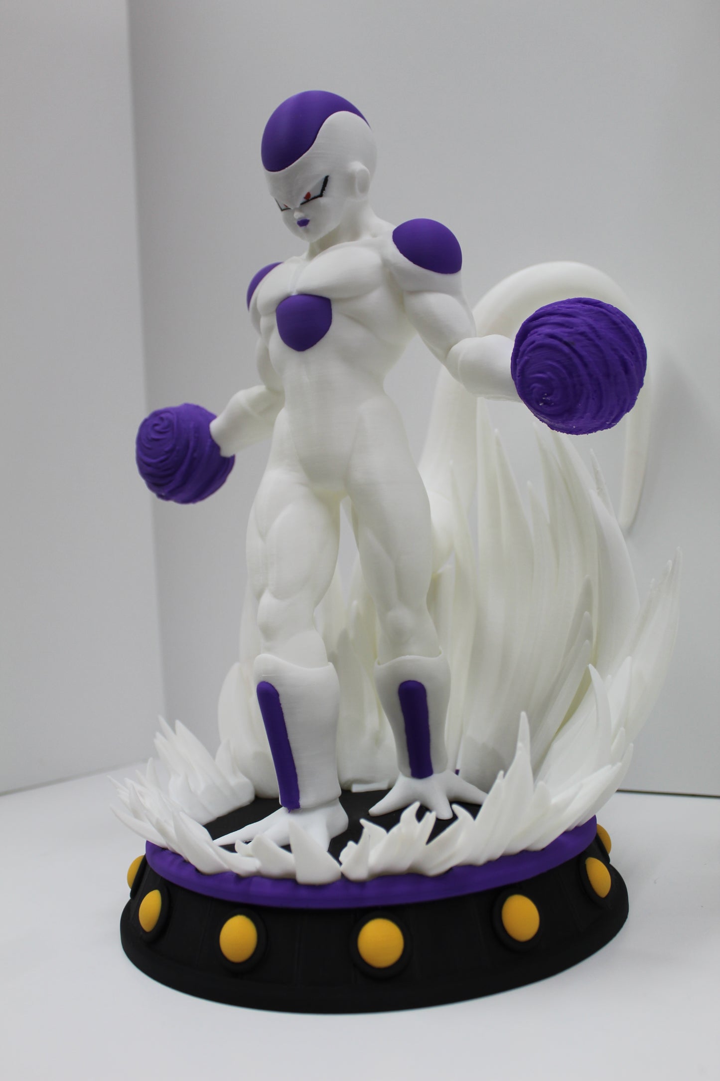 Freiza Display Figure