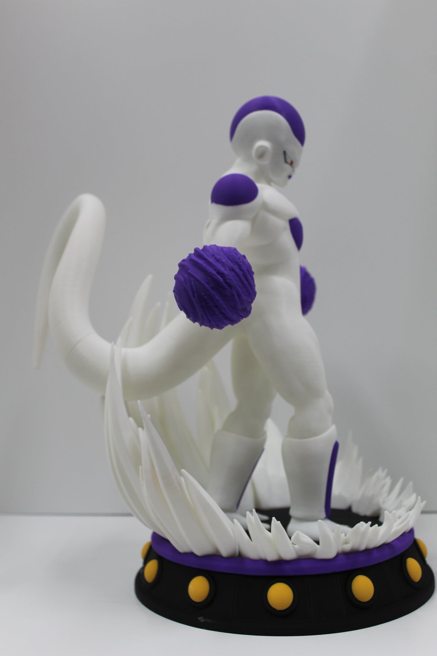 Freiza Display Figure