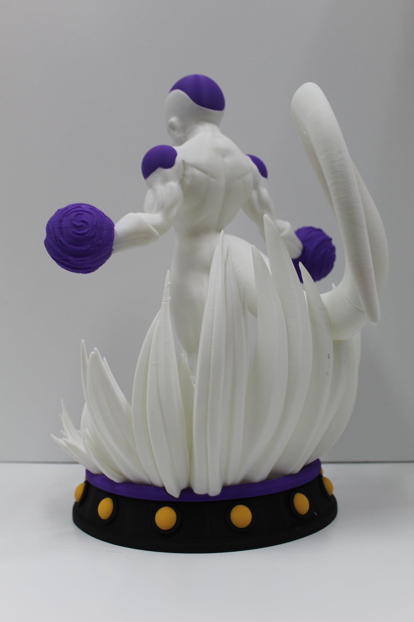 Freiza Display Figure