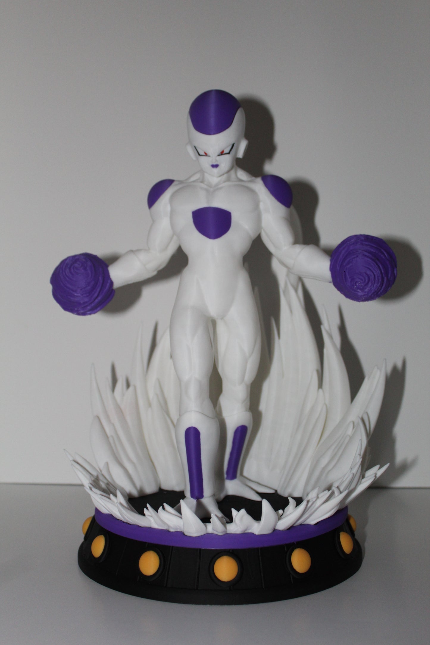 Freiza Display Figure