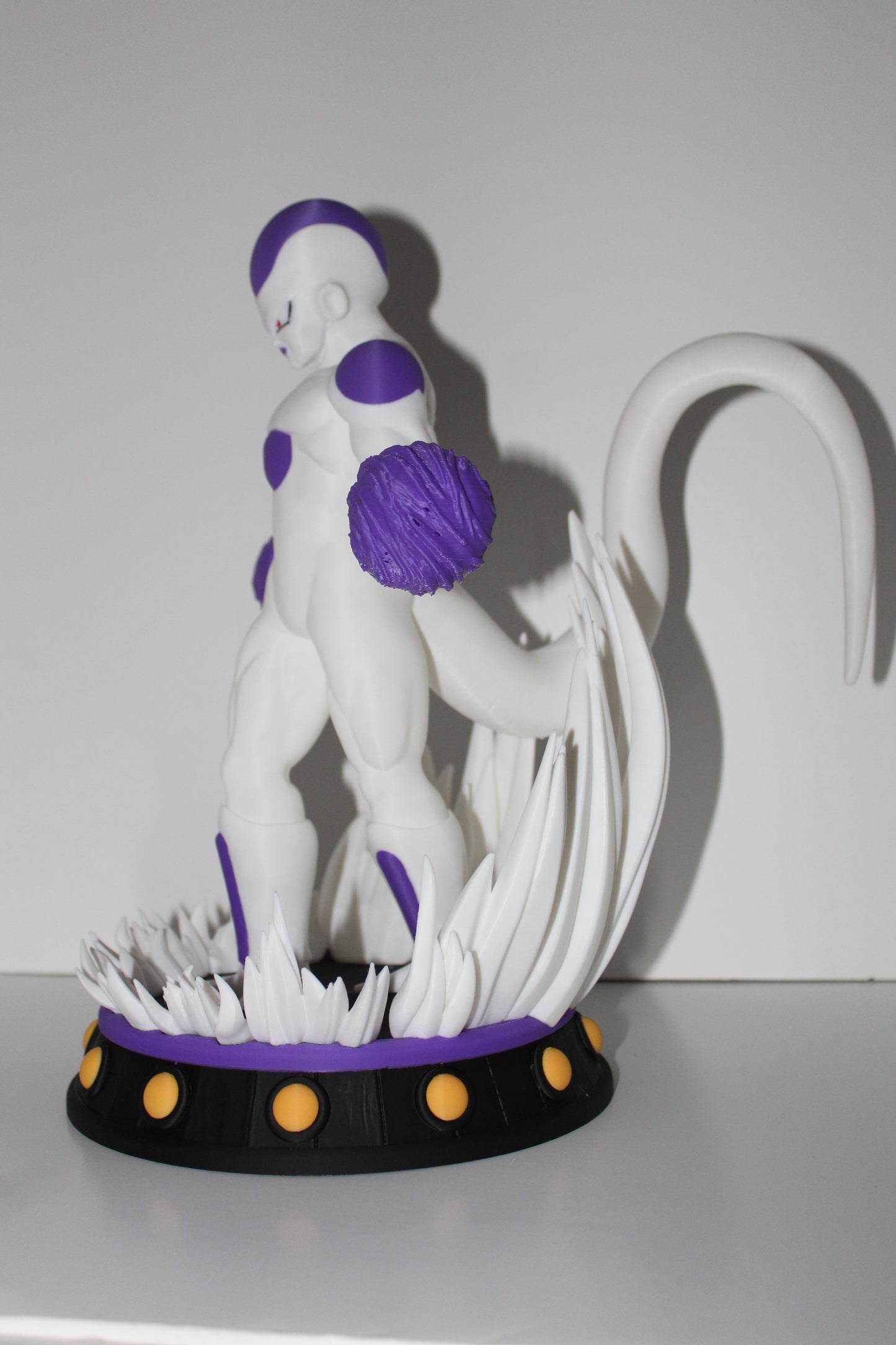 Freiza Display Figure