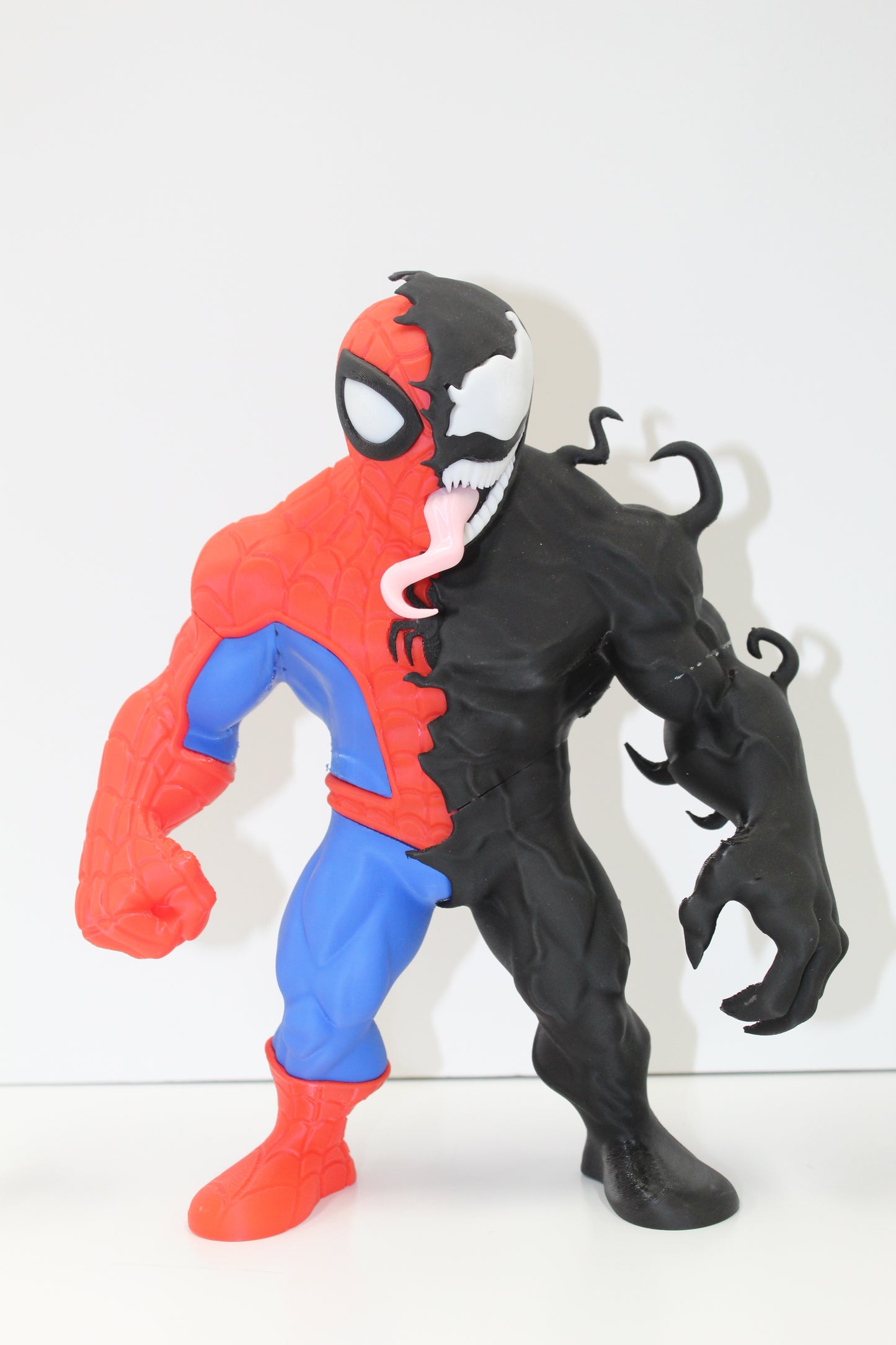 Spiderman/Venom Figures