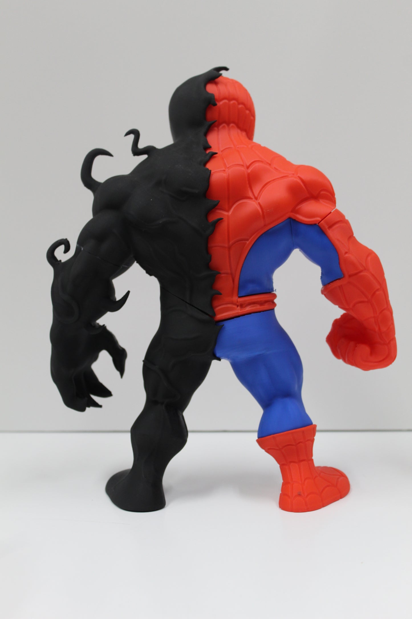 Spiderman/Venom Figures