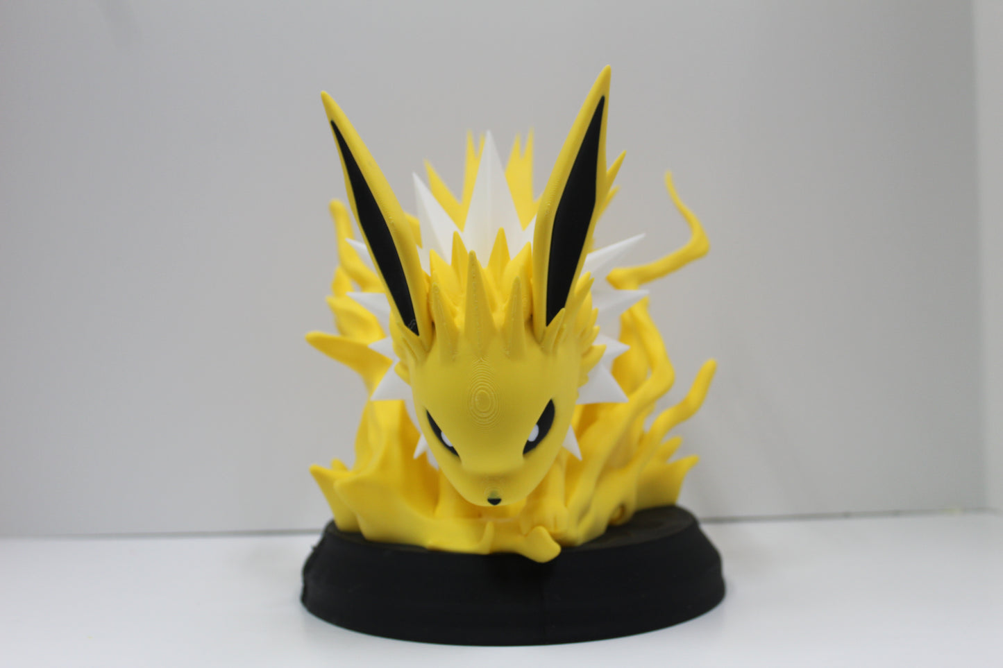 Jolteon Elemental Display Statue