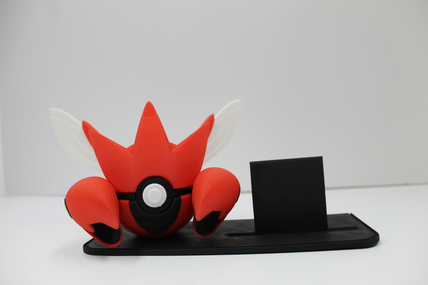Scizor Pokéball Display