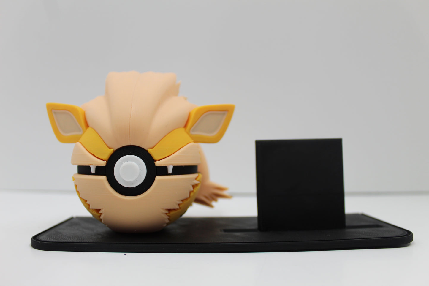 Arcanine & Growlithe Pokéball Display Collection