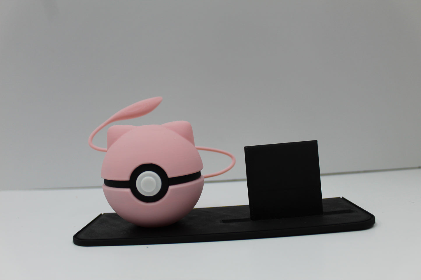 Mew & Mewtwo Pokéball Display Collection