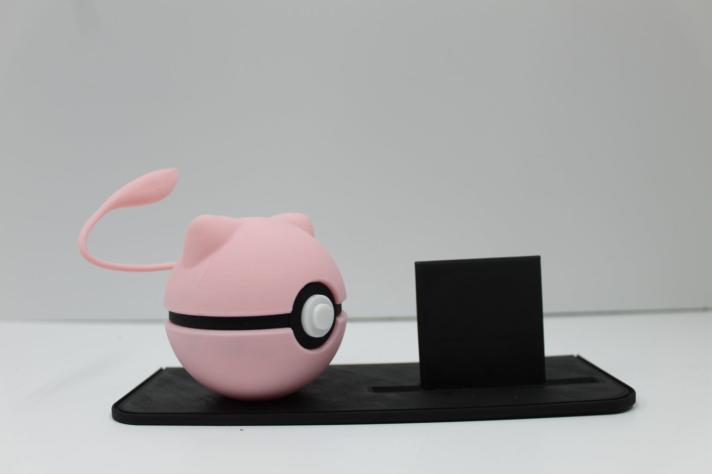 Mew & Mewtwo Pokéball Display Collection