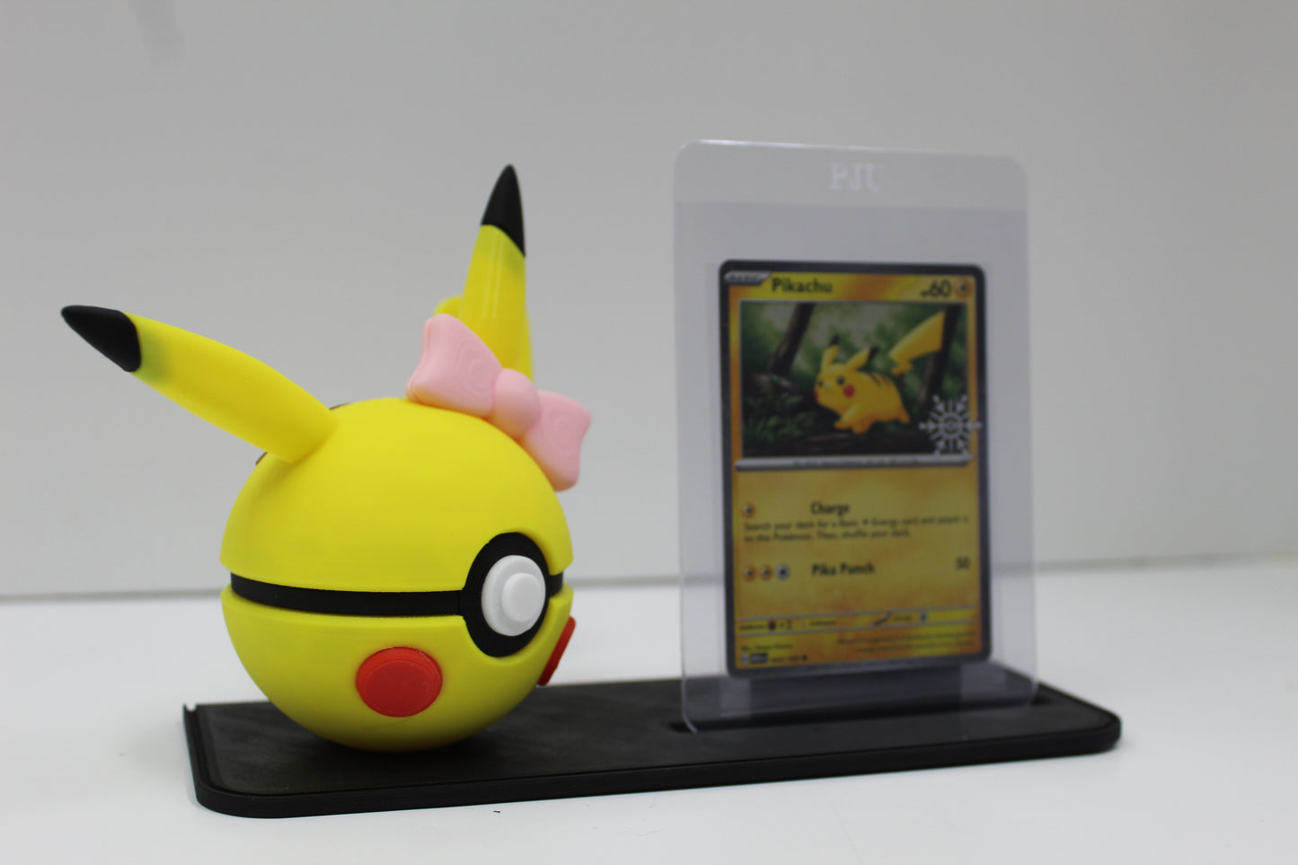 Pikachu, Female Pikachu & Raichu Pokéball Display Collection