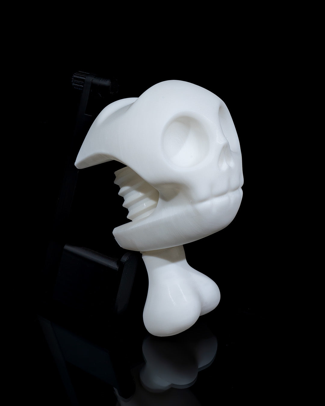 Skull vise Headphone stand