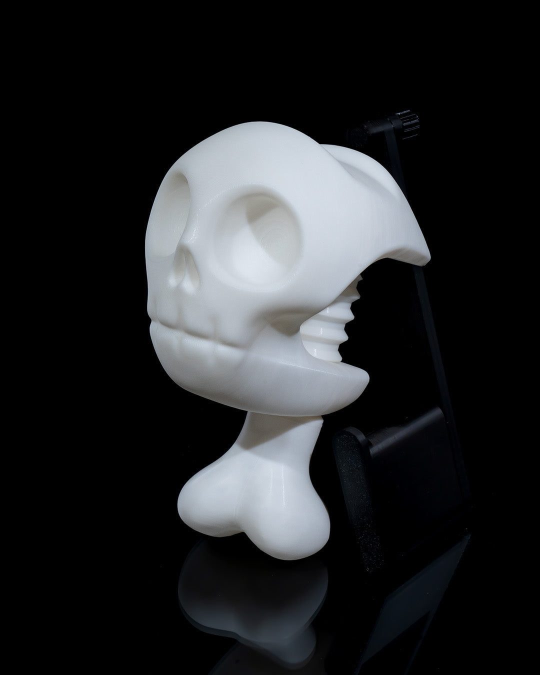 Skull vise Headphone stand